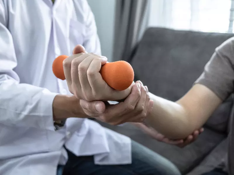 Arthritis Treatment Near Me in Rochester Hills, MI. Therapeutic Exercise Plan for Arthritis Pain Relief.